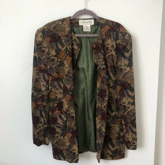 Vintage Floral Blazer - Picture 2 of 3